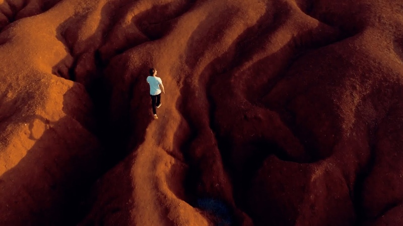 ELYAZ Break the Distance ( Official