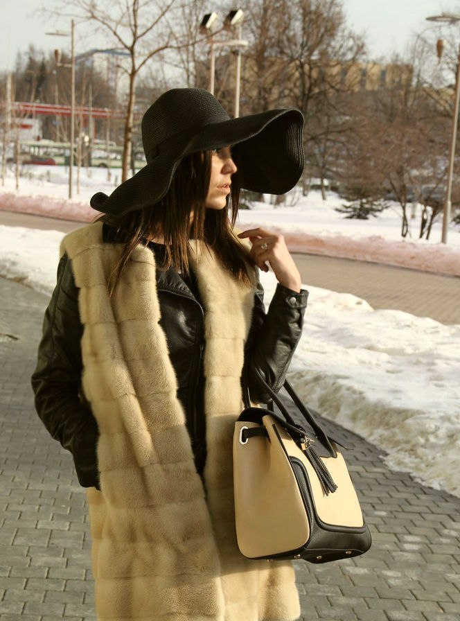 Анна Манина | 