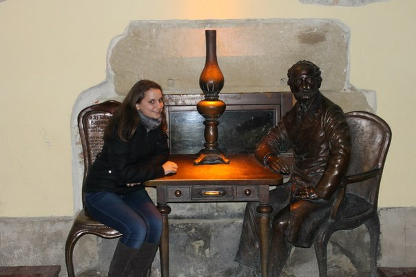 Яна Полянська | Узин