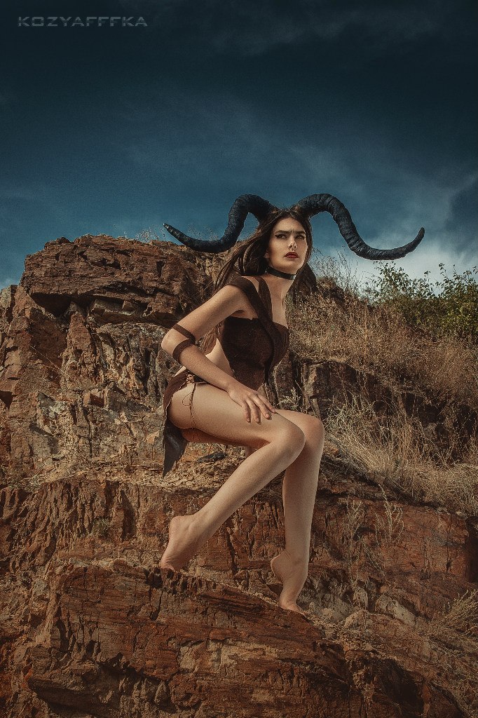 succubus cosplay