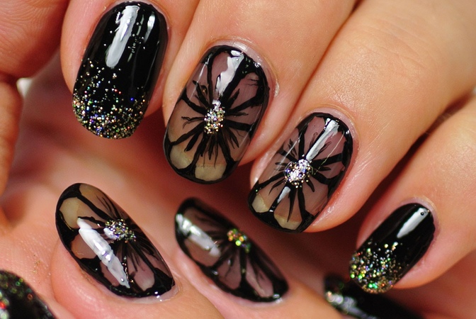 Nail Art. Black Nail Design. Black