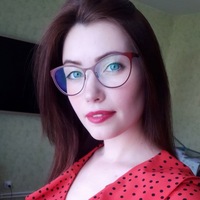 Анна Комарова