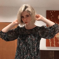 Николь Галанова