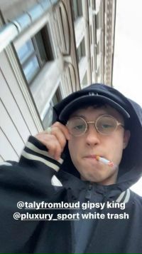 Boulevard depo. Boulevard depo с фанатами. Прическа бульвар депо кащенко. Бульвар депо кащенко клип. Бульвар депо 2015.