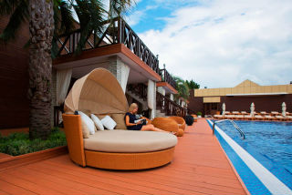 пляж роза хутор красная поляна. Volna resort hotel & spa. отель bridge resort 4 сочи. кп усадьба сочи. йога роза хутор.