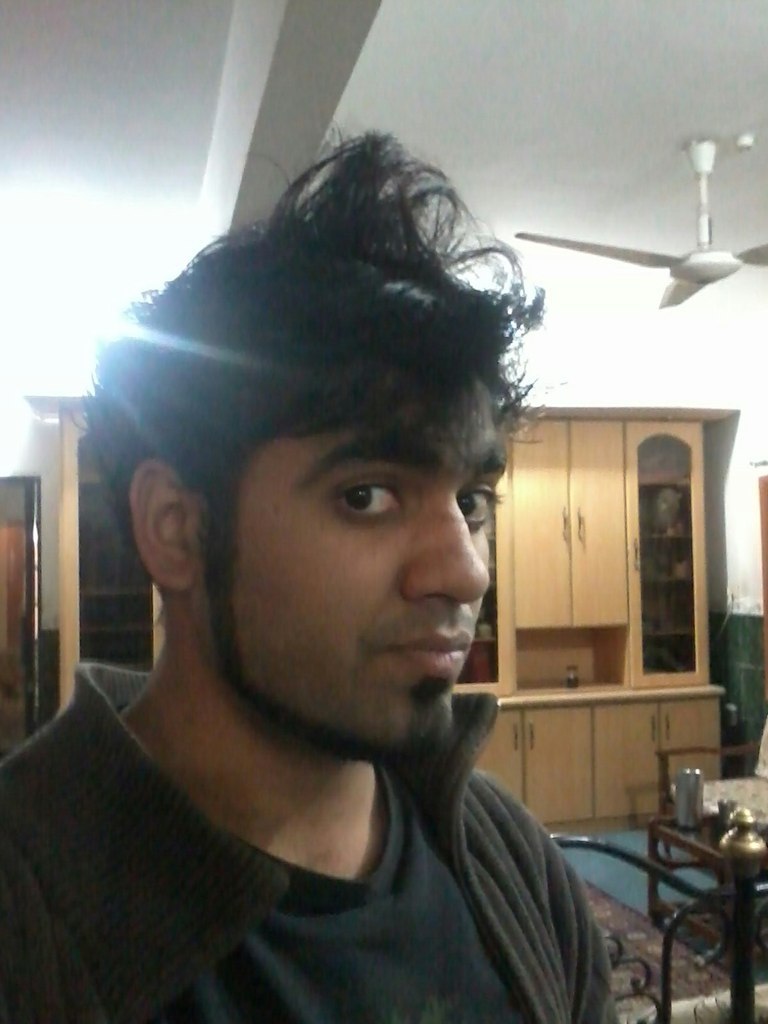 Adnan Tariq | Dalian