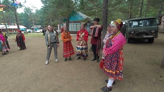 Прогулка по фестивалю “Семейская круговая“