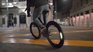 Reevo - night riding in the rain