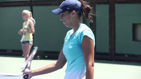 Madison Keys And Agnieszka Radwanska On Stanford Practice